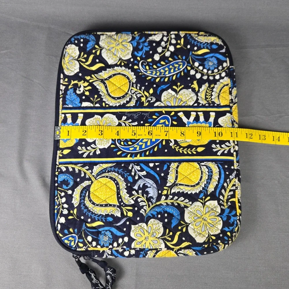 Vera Bradley Laptop Sleeve Elephant Parade Navy Yellow Quilted Zip Padded Case